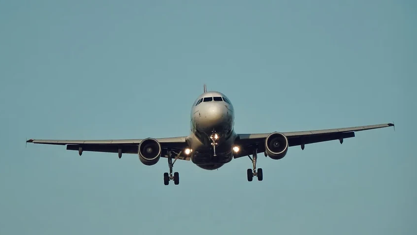 Что делать пилоту, если шасси не выпускаются перед посадкой