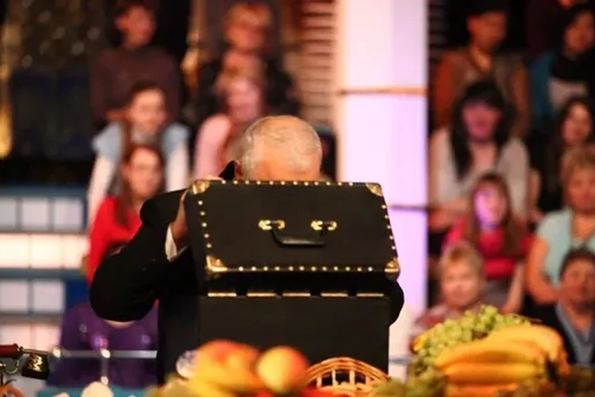 Чёрные бочки в метро: зачем их ставят на платформах?