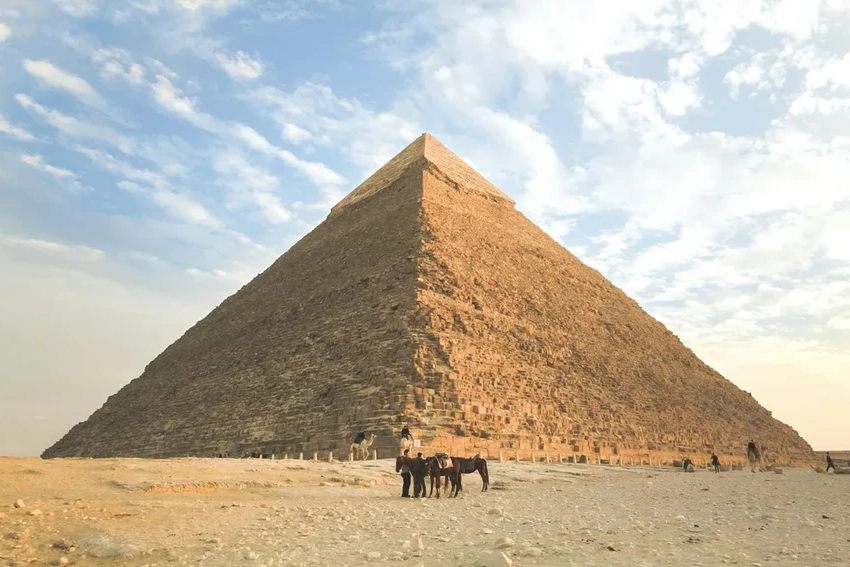 Древние египтяне загрязнили почву у пирамид: следы медной индустрии