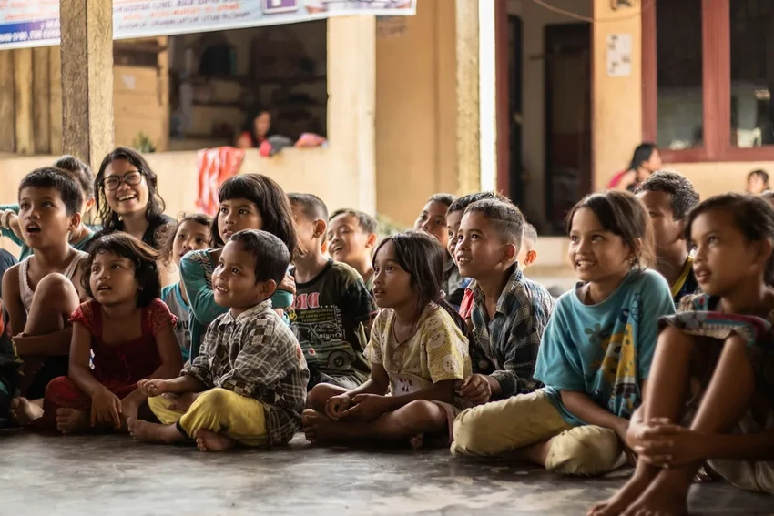 Как и когда дети учатся притворяться: открытие учёных о раннем развитии