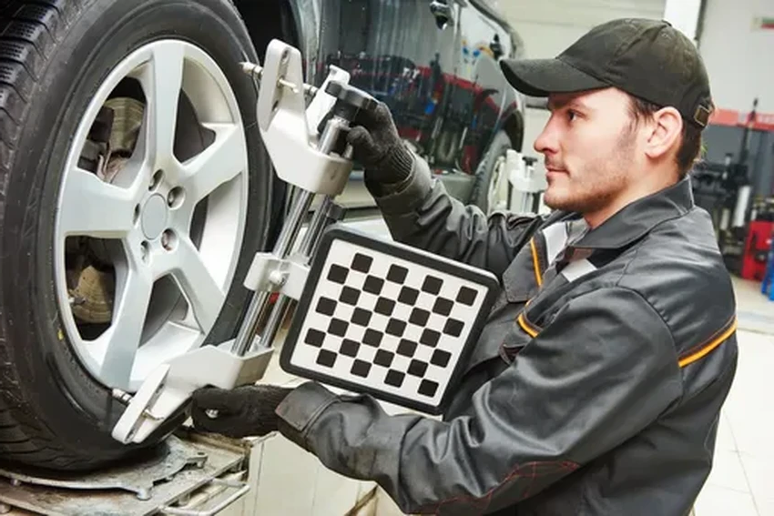 Какие работы нужно сделать с машиной осенью: советы автоэксперта