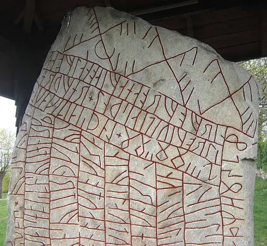 Тайна рунического камня викингов: пророчество о климатической катастрофе