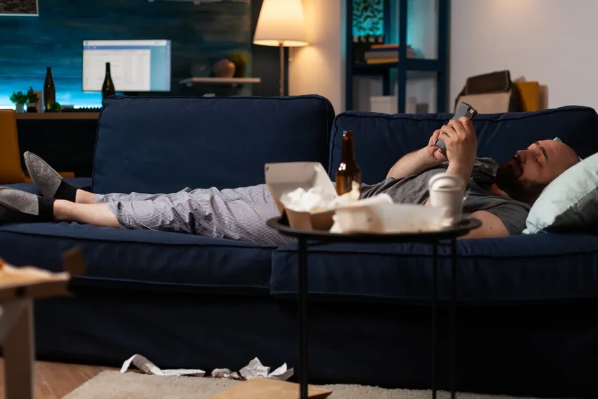 Почему короткие ролики усиливают скуку: исследование о бесконечном скролле