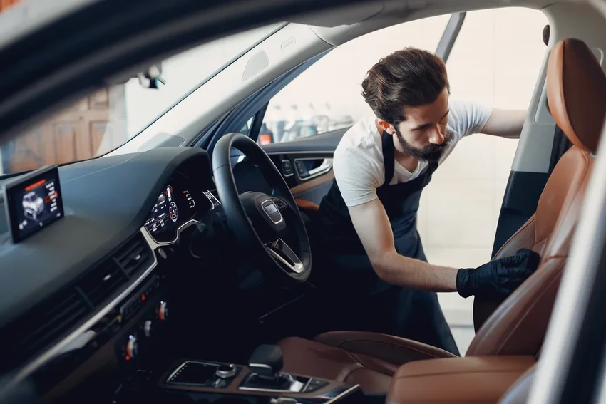 Покупка подержанного автомобиля: ключевые советы эксперта для безопасной сделки