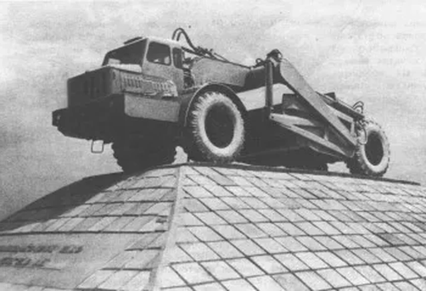 Забытый землевоз СССР: гибкий гигант для стройки века и БАМа