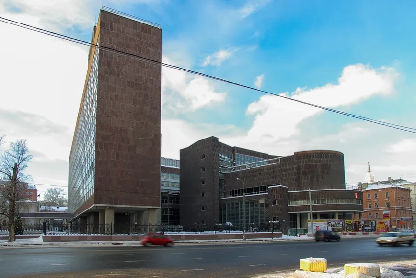 Дома на «ножках» в СССР: зачем их строили и что с ними стало