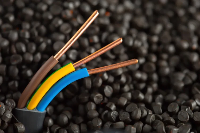 Как строят батискафы для погружения на самые экстремальные глубины