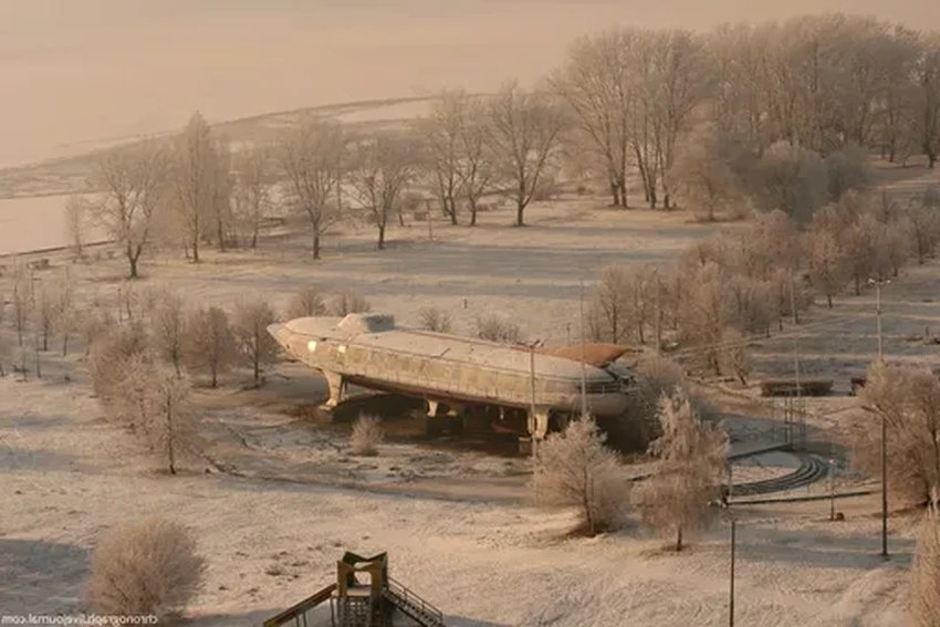 Гиганты на подводных крыльях: как работали суда «Спутник» и «Вихрь»