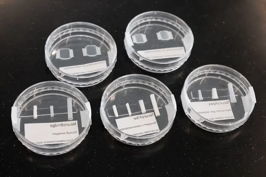 Московские инновации: водородная зарядка, 3D-кадастр для дронов и робот-художник