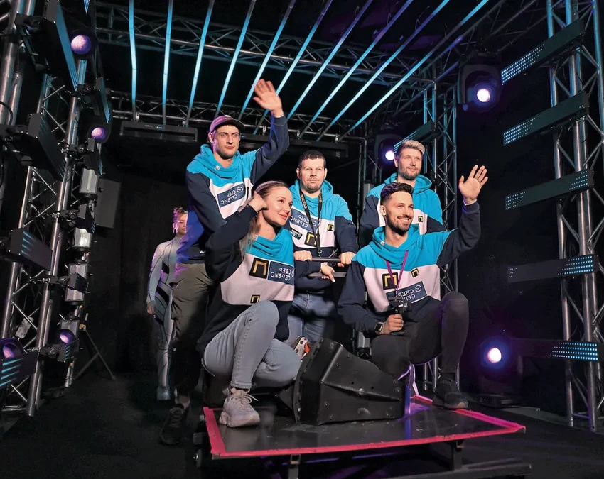 Бой роботов «Папочка»: как строят и побеждают умные машины-гладиаторы