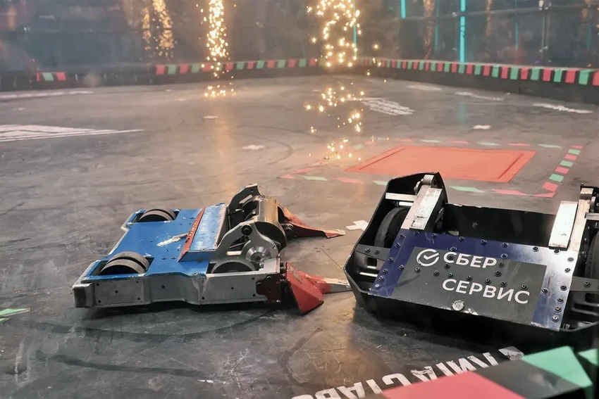 Бой роботов «Папочка»: как строят и побеждают умные машины-гладиаторы