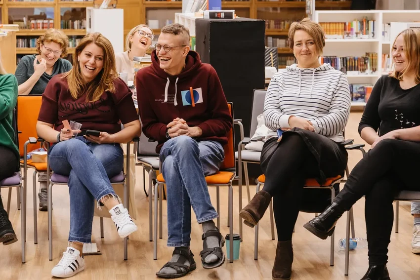 Как технологии меняют благотворительность: цифровые инструменты для фондов в России