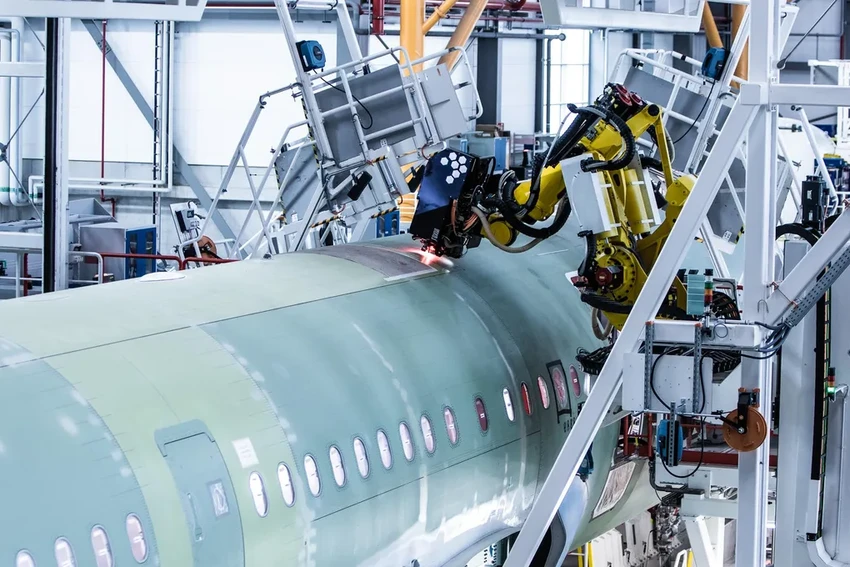 Почему самолеты до сих пор клепают: три причины отказа от сварки в авиации