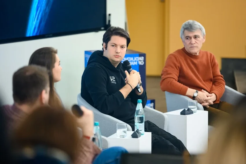 Первый космический лекторий: что обсуждали в СКОЛКОВО