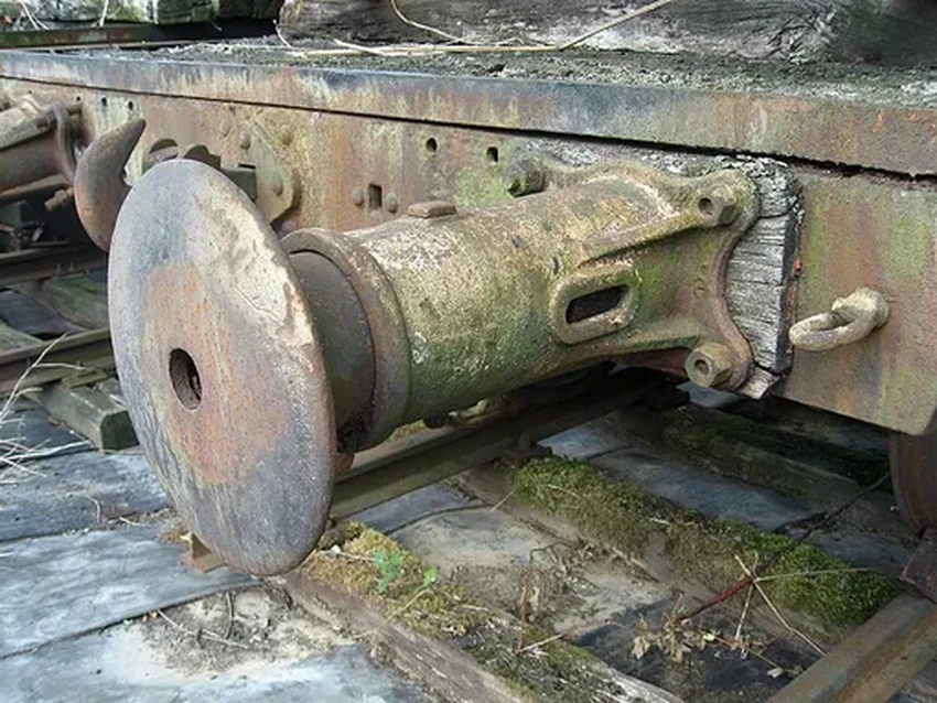 Зачем вагонам были нужны буферы и почему от них отказались