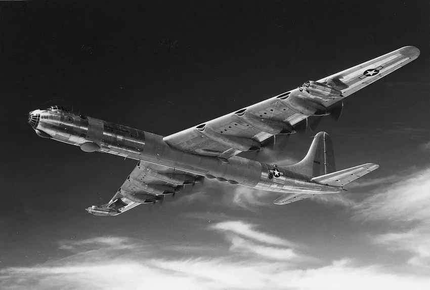 Гиганты авиации: почему современные самолеты уступают в размерах