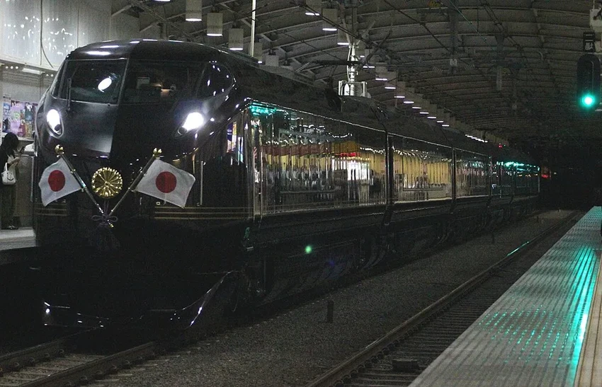 Что такое литерный поезд: история, принцип работы и секреты особых составов