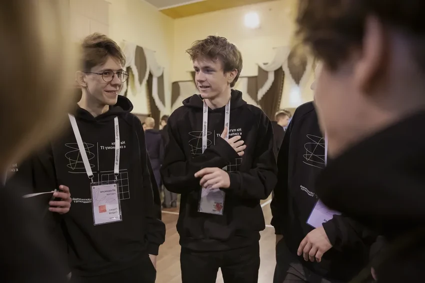 IT-буткемп для школьников: как перспективные подростки пробуют себя в роли разработчиков