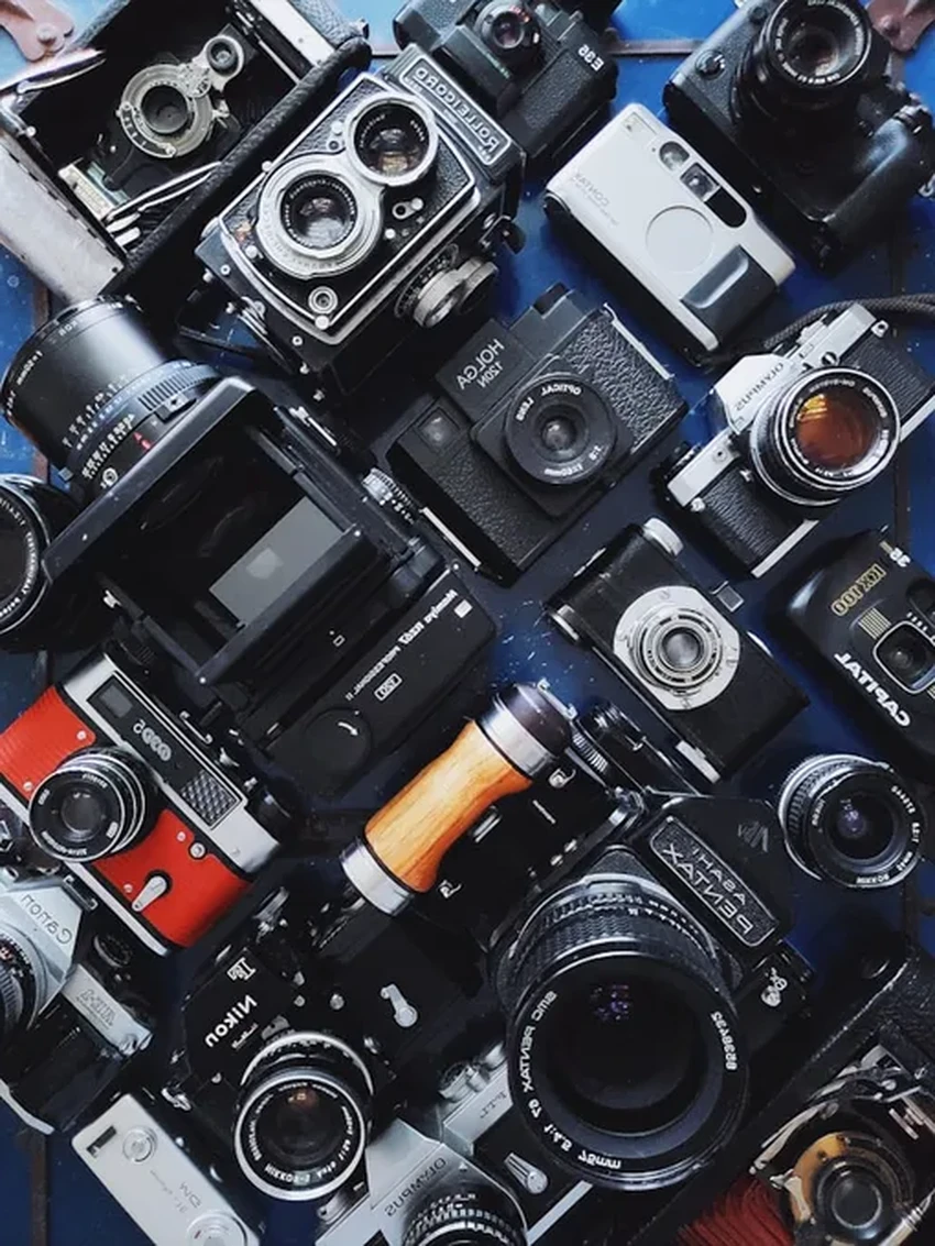 Лучшие камеры 2025 года: чем отличились Nikon, Sony и Canon