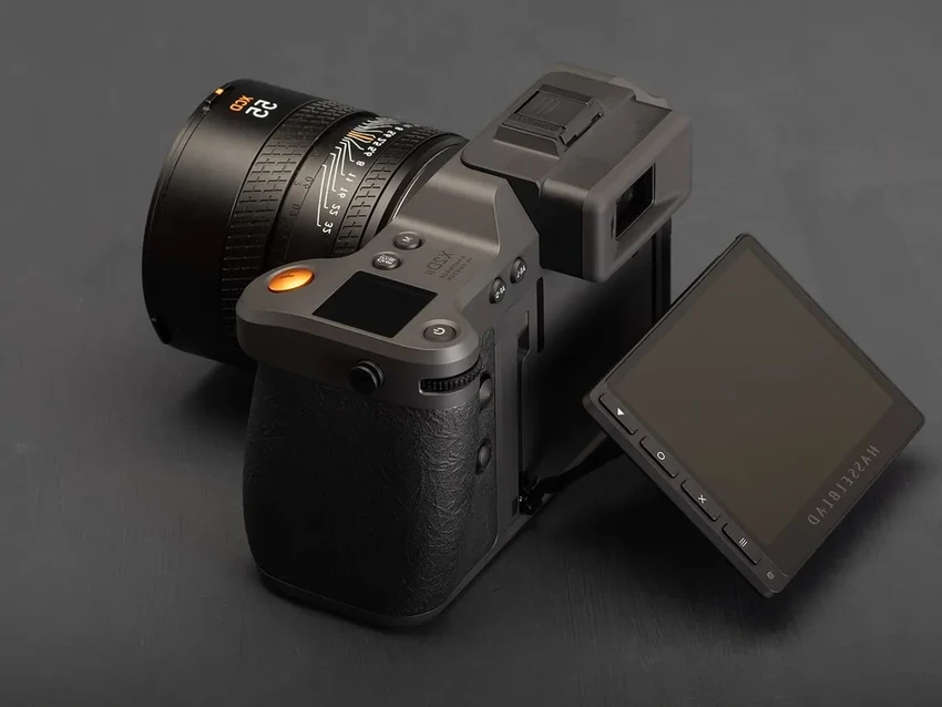 Лучшие камеры 2025 года: чем отличились Nikon, Sony и Canon