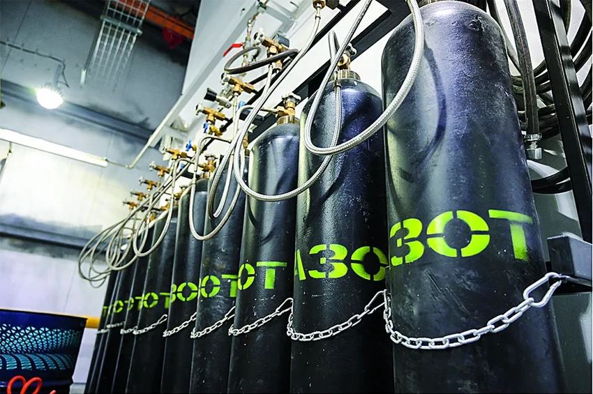 В Норильске открыли самую северную заправку для машин на метане. Как это работает?