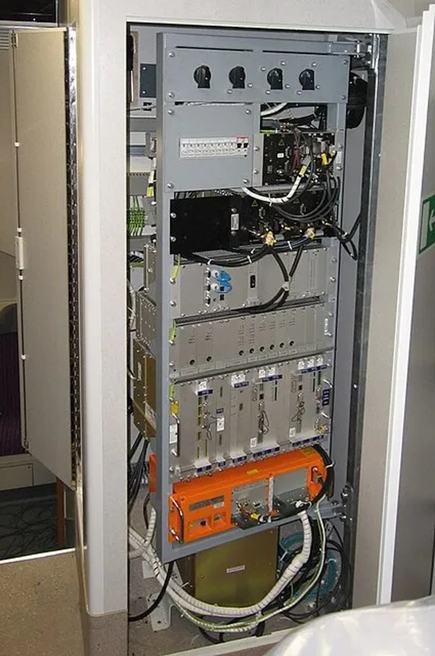 Есть ли черный ящик у поезда и чем он отличается от авиационного