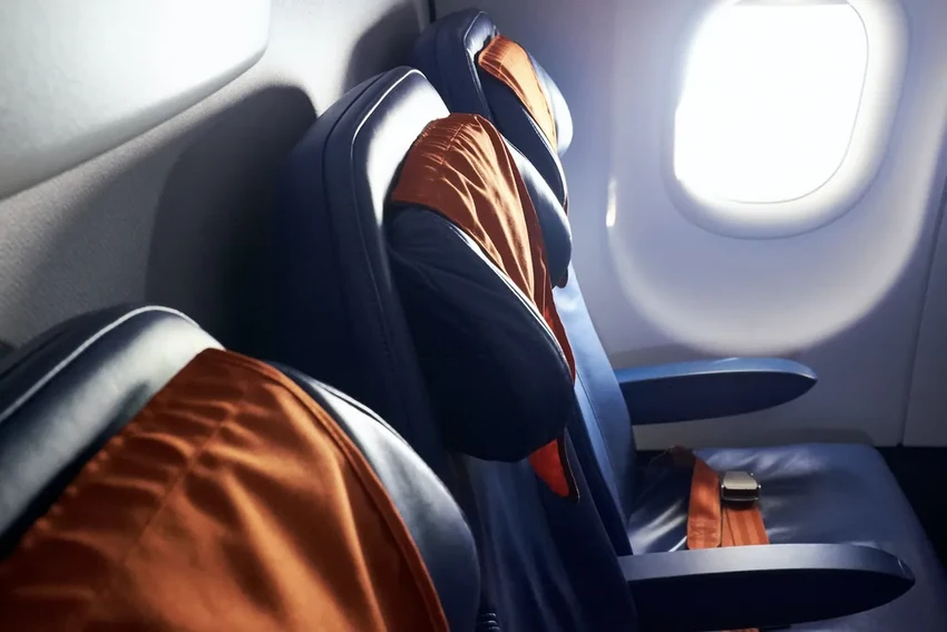 Почему в самолетах и автомобилях используются разные ремни безопасности