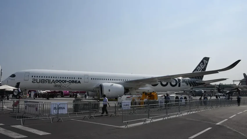 Почему черный ящик отстреливают? Новый стандарт безопасности в авиации