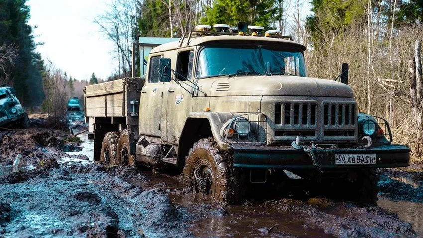 Легендарные ЗИЛы: как в СССР создавали идеальный вездеход