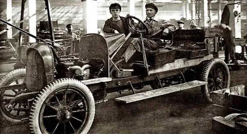Первый советский серийный автомобиль: история, которую забыли