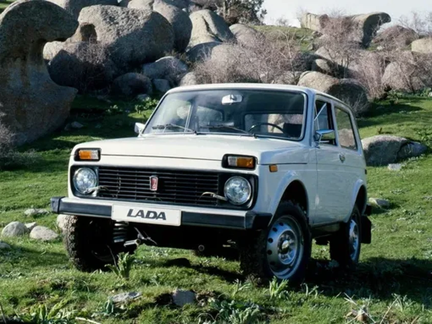 Загадка хромированной решетки: почему Lada 2107 выделялась на фоне других