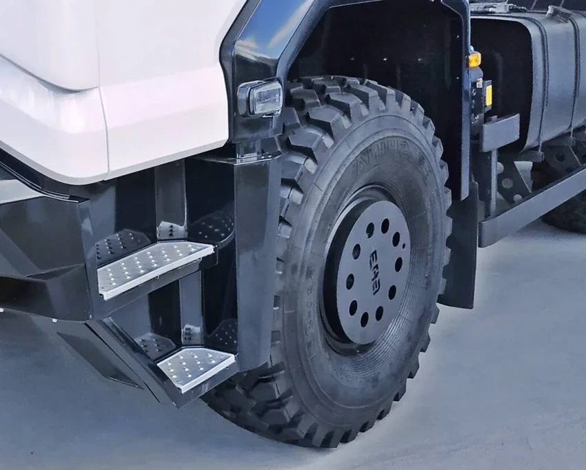 Новый грузовик БАЗ: плюсы и минусы вездехода с военной родословной