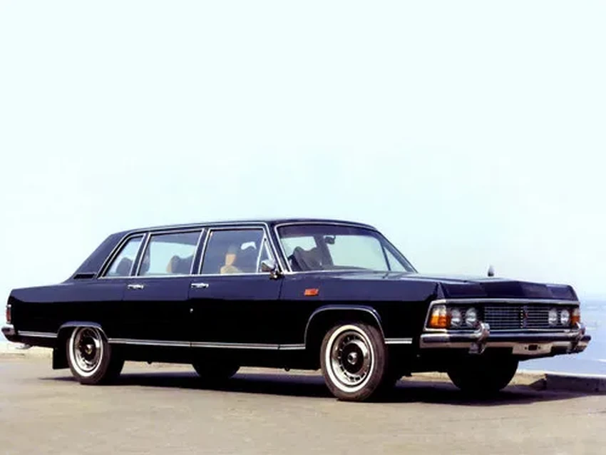 ГАЗ-14 «Чайка» и Nissan President: неожиданное сравнение правительственных лимузинов