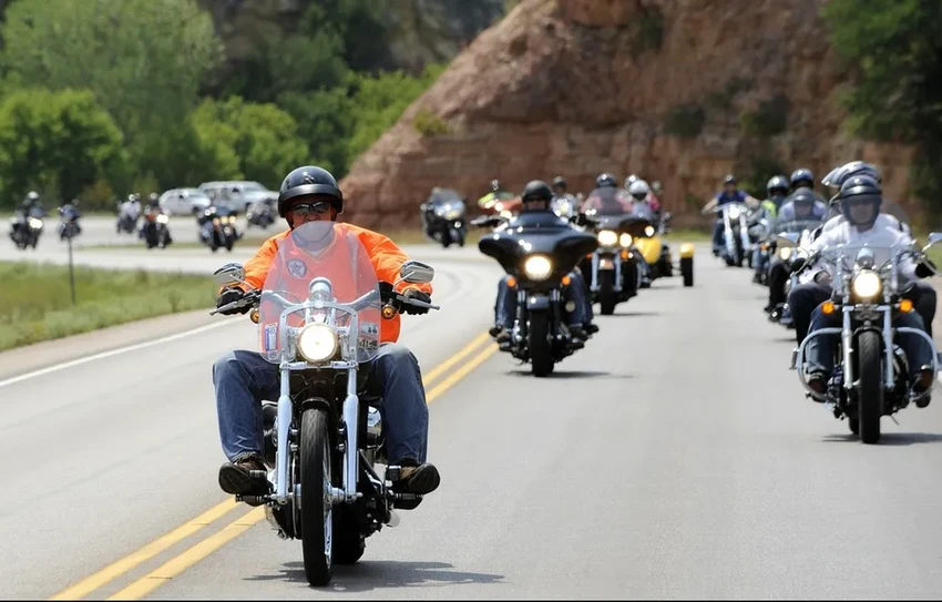 Динамический интервал: как рассчитать безопасное боковое расстояние на дороге