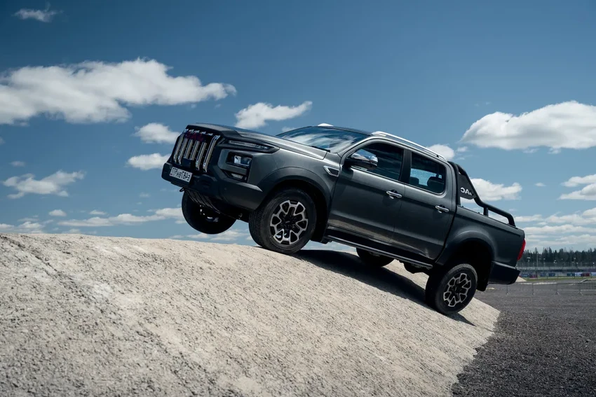 Новый пикап JAC T9: что дает автомобилю 100% мужской энергии Ян?