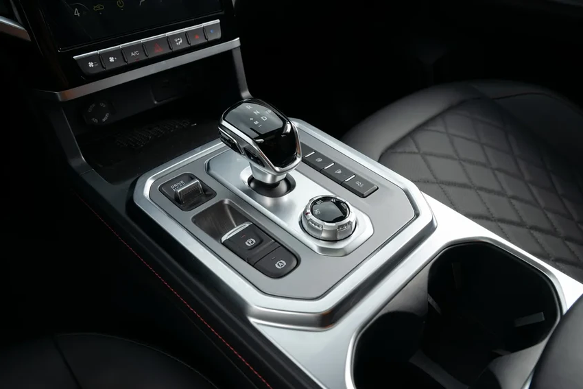 Новый пикап JAC T9: что дает автомобилю 100% мужской энергии Ян?