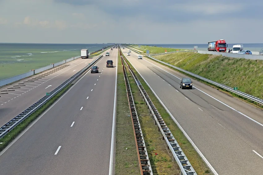 Немецкие автобаны: мифы о безлимитной скорости, полиция и стоимость содержания