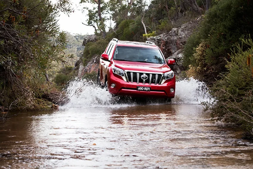 Как переехать речку на машине: гид по бродам для новичков