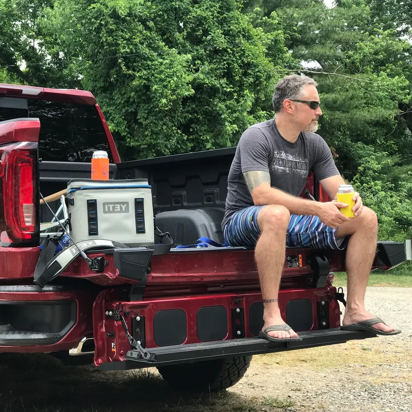 Эволюция откидного борта: как простая деталь пикапа стала полем битвы инженеров