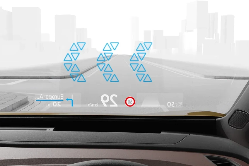 Проекционный дисплей в машине: как устроен, какие бывают и скрытые недостатки