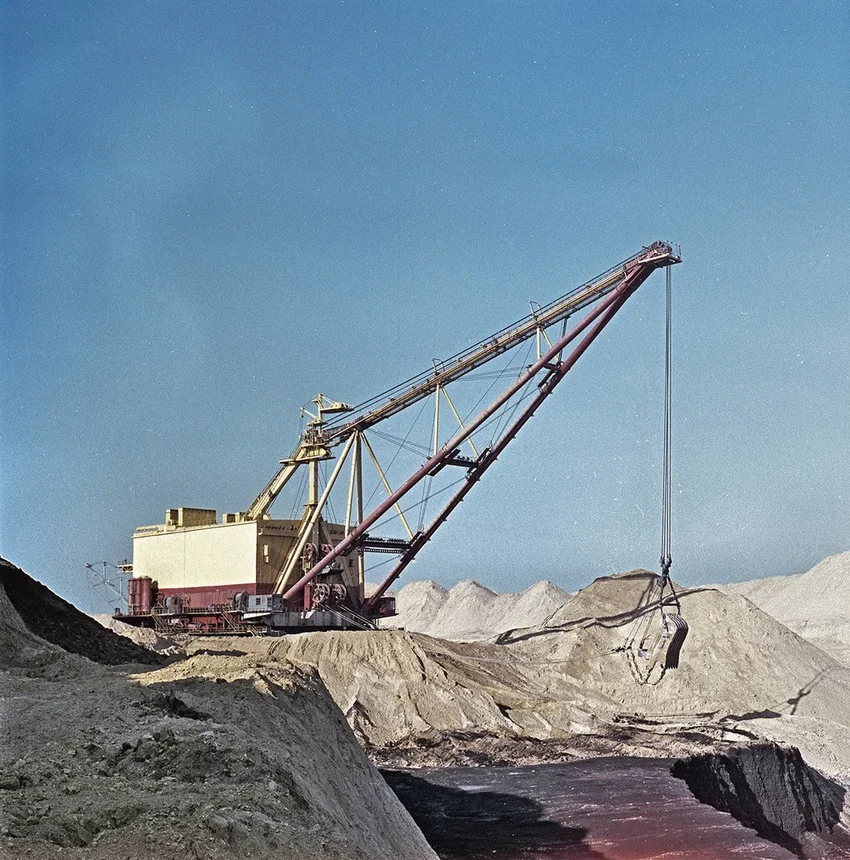 Как устроены гиганты карьеров: экскаваторы, дробилки и машины для горной добычи