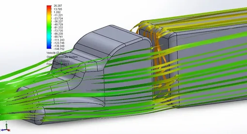 Фура на трассе: как воздух тянет машину к грузовику