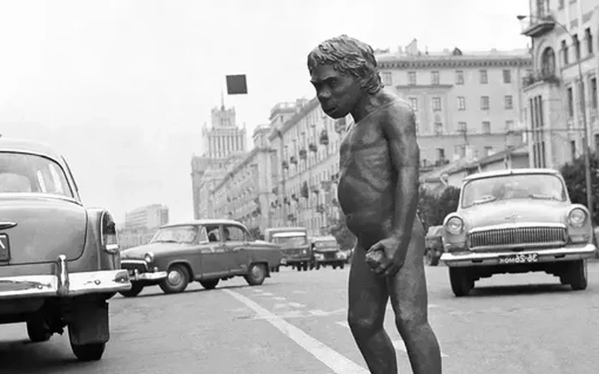 НЛО-заправки и робот-регулировщик: что удивляло водителей в СССР