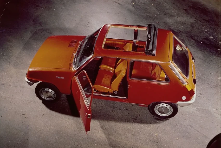 Как ЗИЛ закупал Renault 5 для сотрудников: история иномарок в СССР