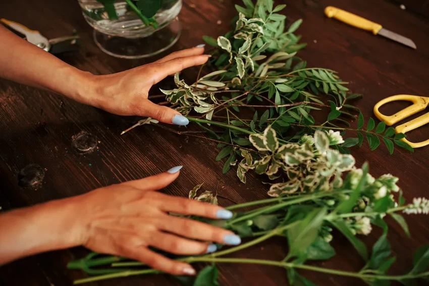 Какие дикие растения России опасны для здоровья? Рейтинг от ученого