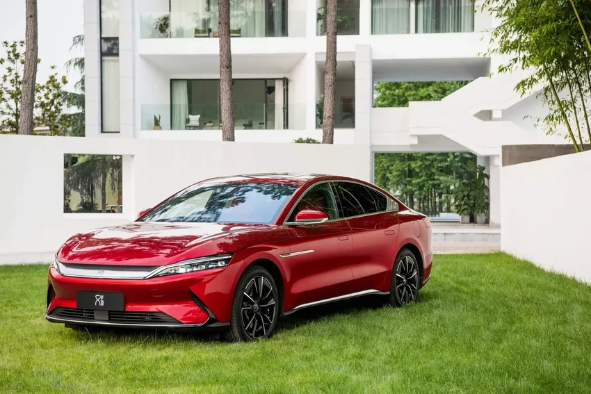 Uber и BYD запускают глобальную сеть роботакси на 100 тысячах электромобилей