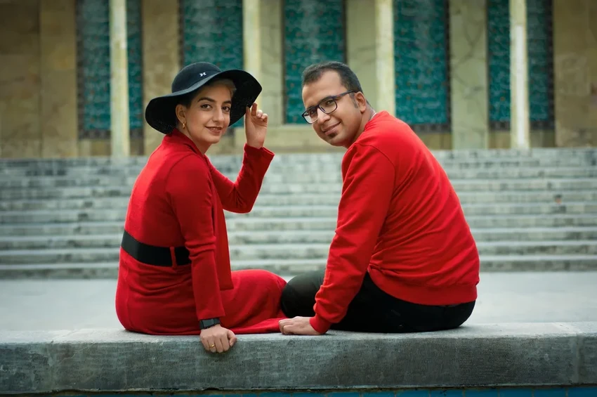 Возрастная гипогамия: почему младшие мужчины выбирают зрелых женщин