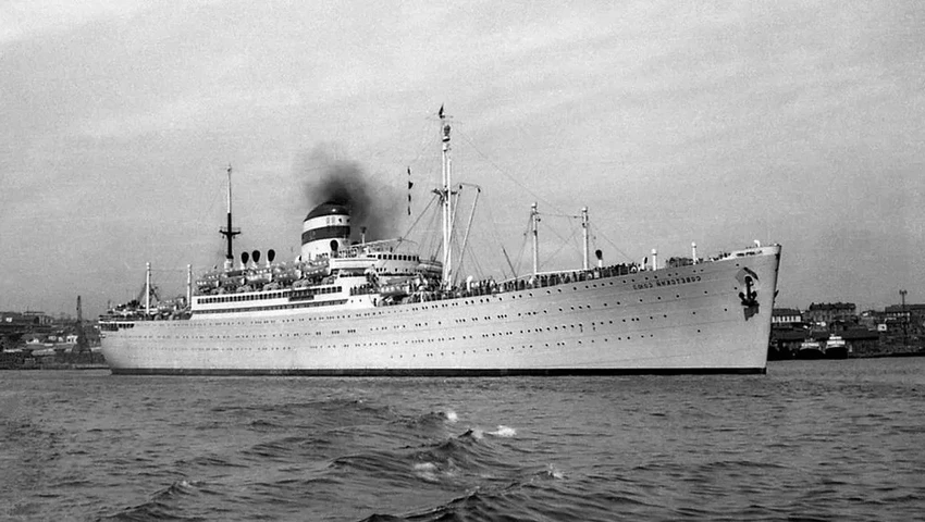 Ученый, сбежавший из СССР вплавь. Невероятная история Станислава Курилова