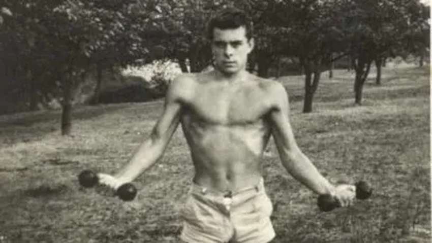 Ученый, сбежавший из СССР вплавь. Невероятная история Станислава Курилова