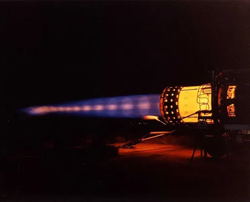 Почему новый гиперзвуковой разведчик не может превзойти легендарный Blackbird